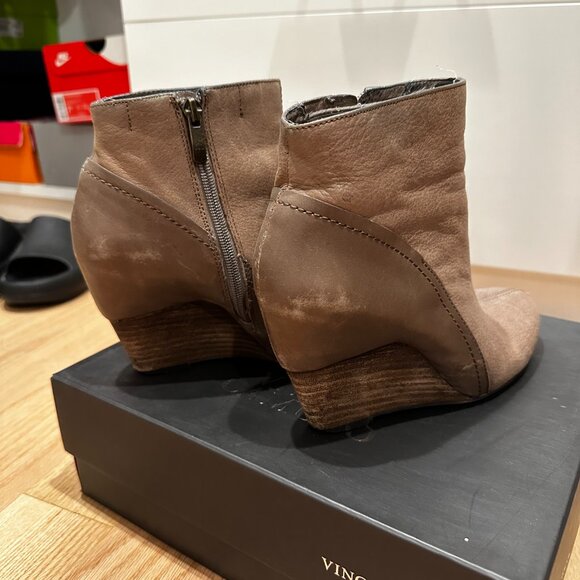 Vince Camuto Taupe Leather Wedges - Picture 3 of 4